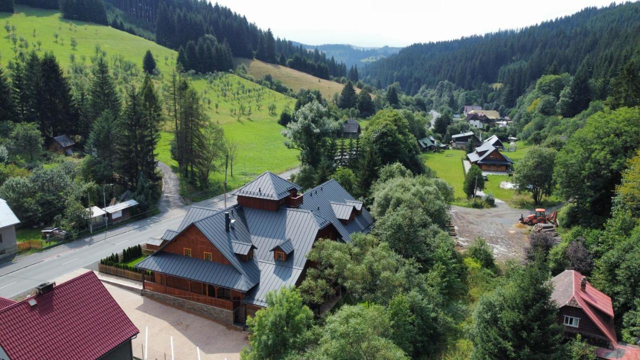 Apartmany Jezerne Velke Karlovice Exterior photo