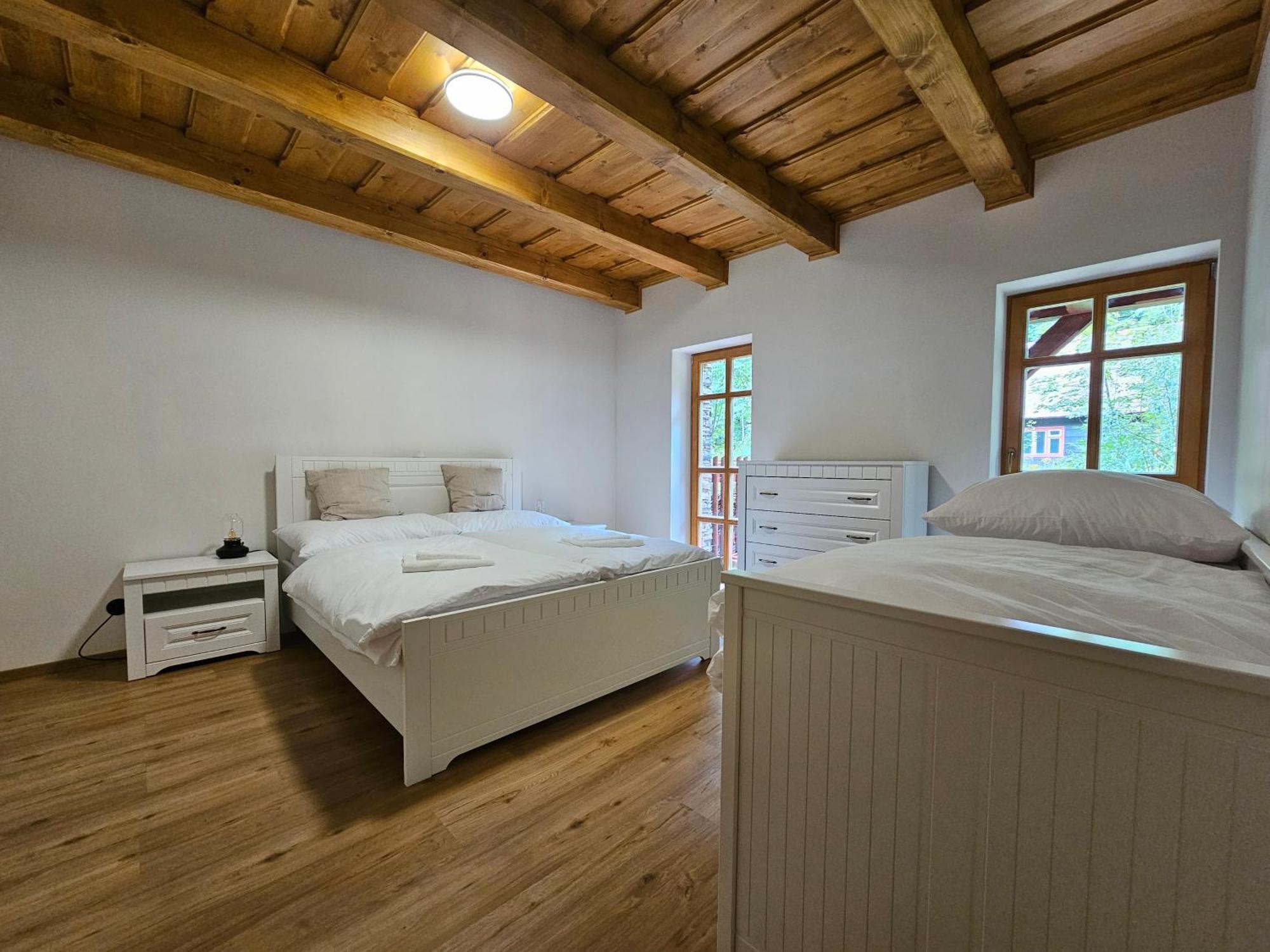 Apartmany Jezerne Velke Karlovice Exterior photo