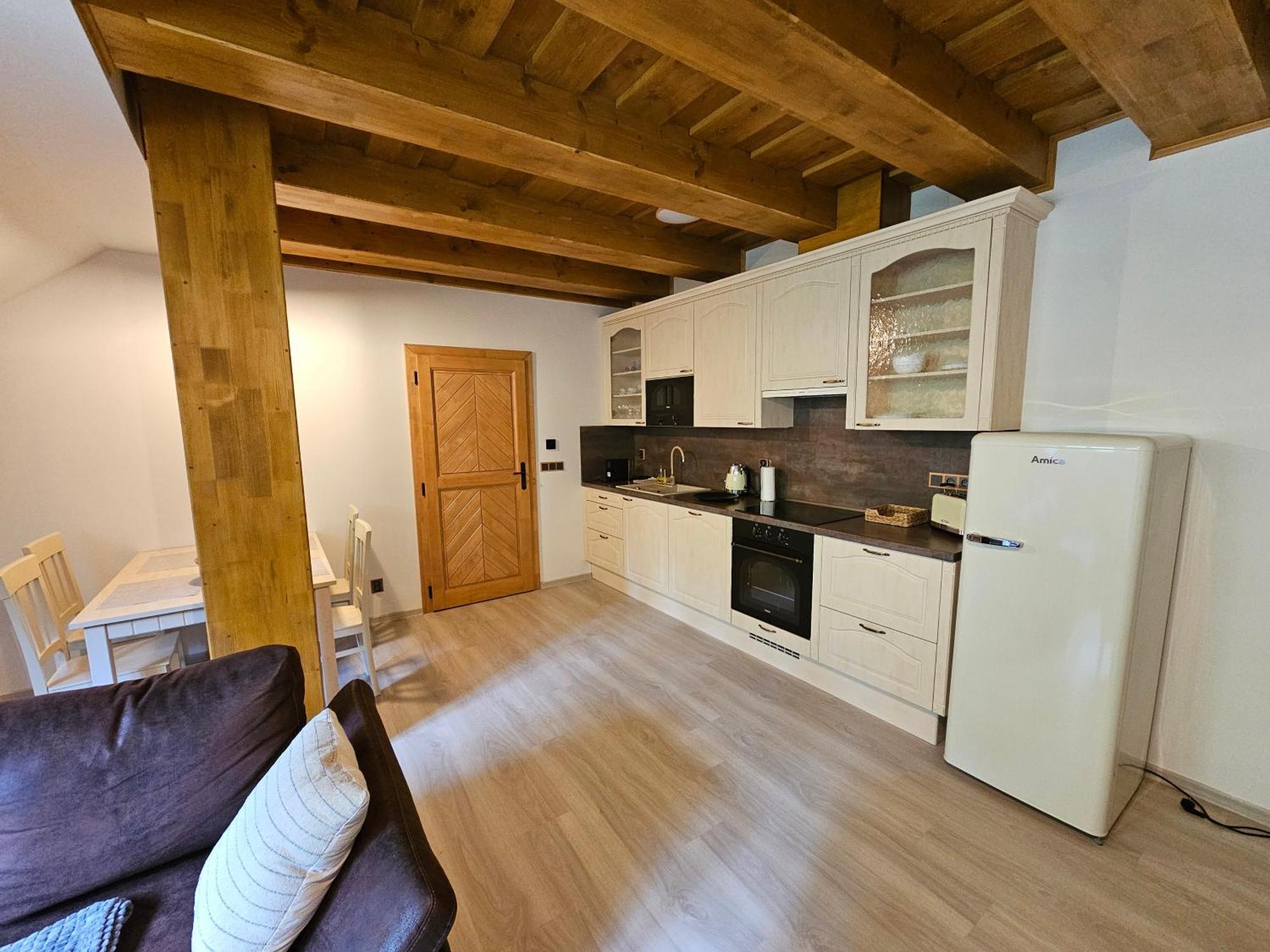 Apartmany Jezerne Velke Karlovice Exterior photo