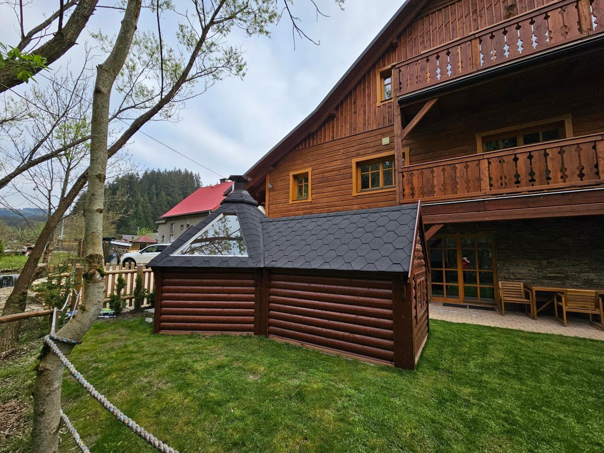 Apartmany Jezerne Velke Karlovice Exterior photo