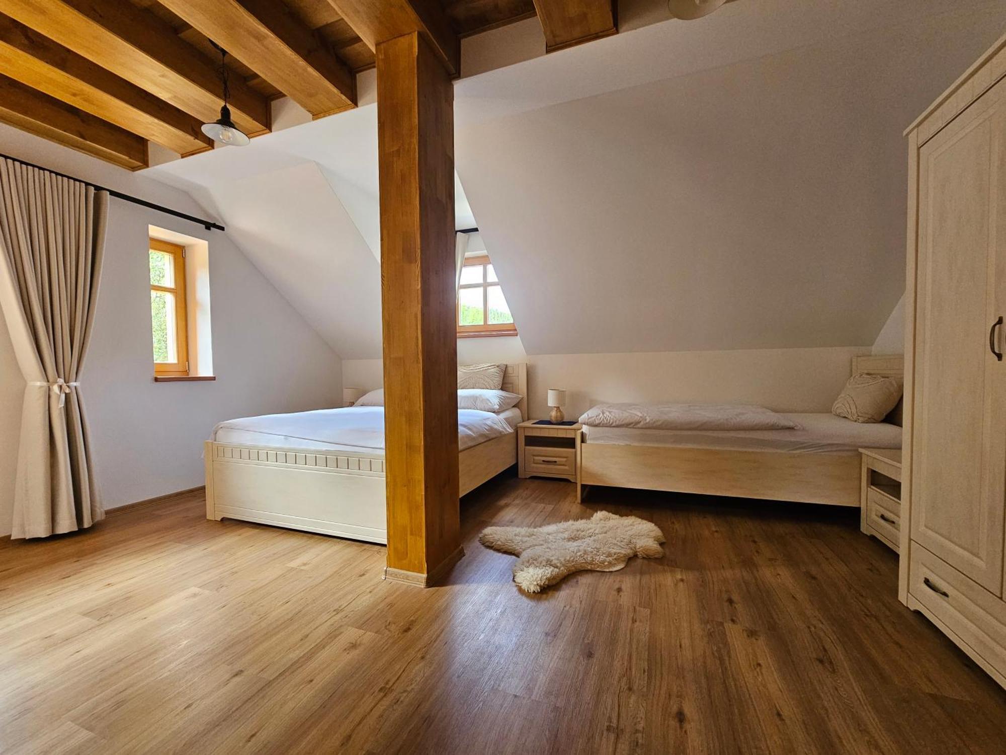 Apartmany Jezerne Velke Karlovice Room photo